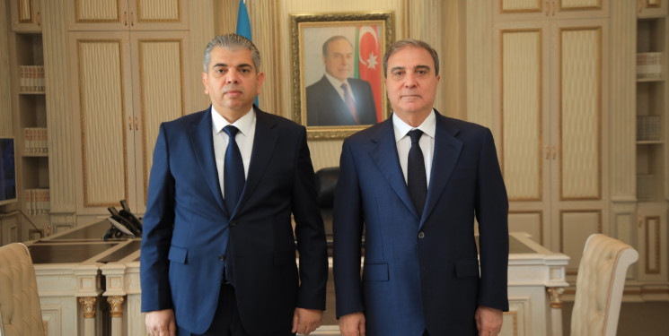 Niyazi Bayramov "Kəpəz" PFK-nın İdarə Heyətinin sədri ilə görüşüb